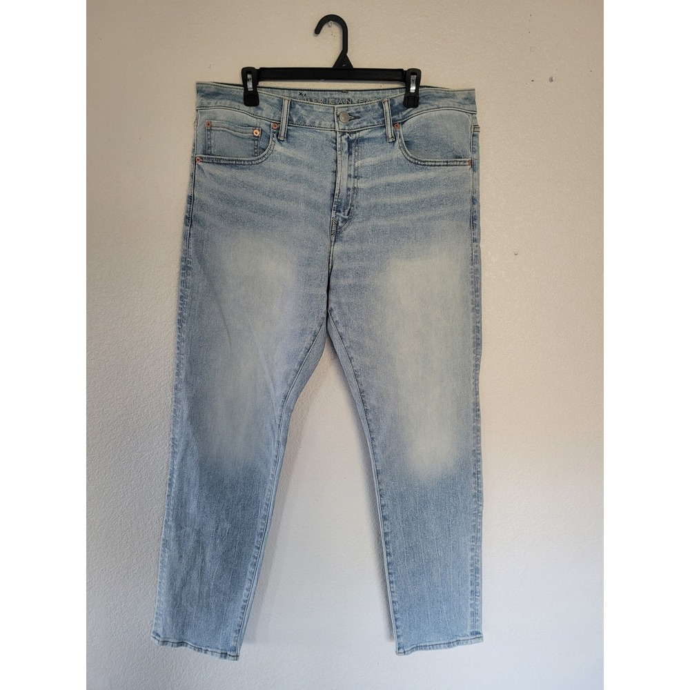 American Eagle Outfitters Mens Jeans Light Wash Straight Fit Airflex+ 36x32 #20